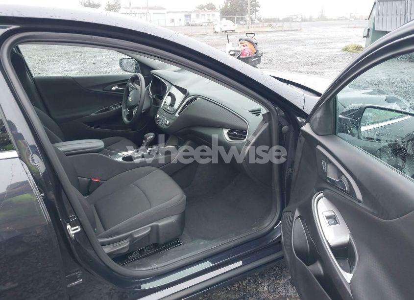 Photo 5 of 2023 Chevrolet Malibu FWD 1LT (VIN 1G1ZD5ST3PF146084)