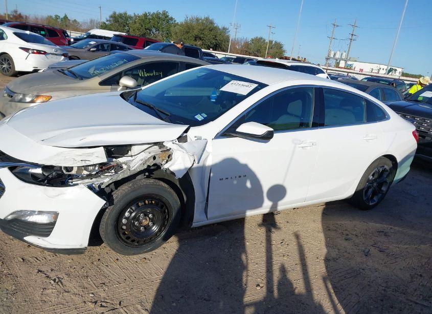 Photo 14 of 2023 Chevrolet Malibu FWD 1LT (VIN 1G1ZD5ST3PF146862)
