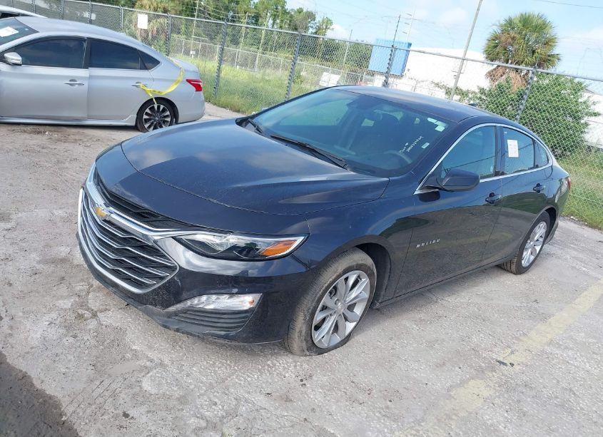 Photo 2 of 2023 Chevrolet Malibu FWD 1LT (VIN 1G1ZD5ST3PF161779)