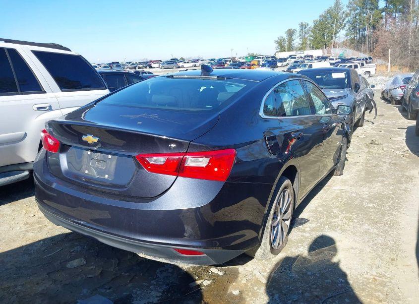 Photo 4 of 2023 Chevrolet Malibu FWD 1LT (VIN 1G1ZD5ST3PF170630)