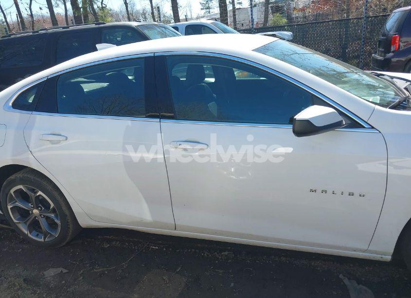 Photo 13 of 2023 Chevrolet Malibu FWD 1LT (VIN 1G1ZD5ST3PF180753)