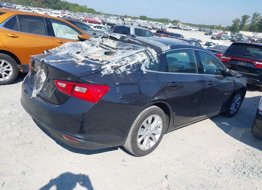 Photo 4 of 2023 Chevrolet Malibu FWD 1LT (VIN 1G1ZD5ST3PF190960)