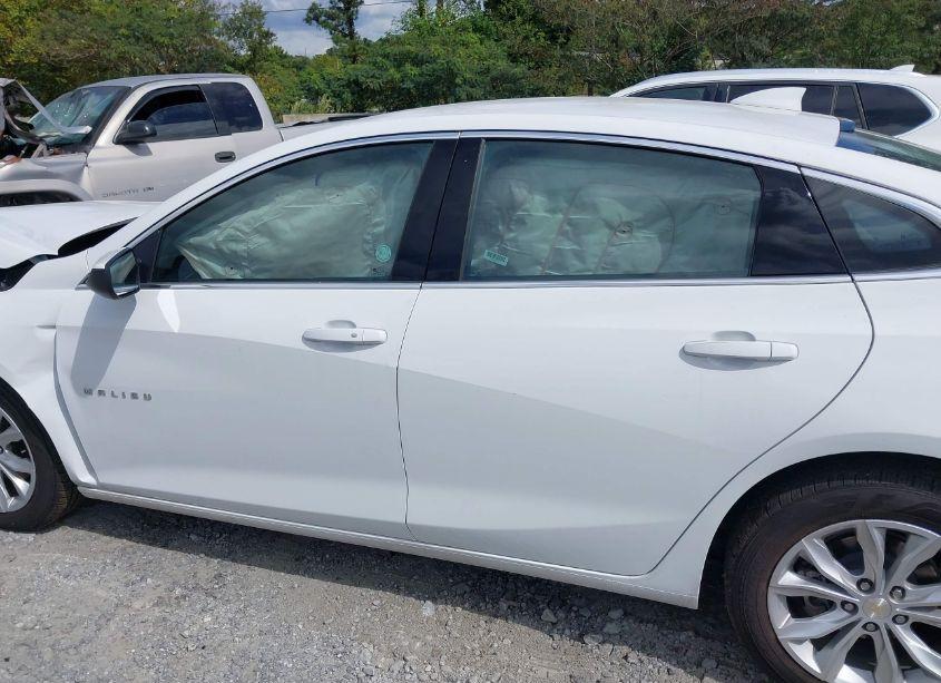 Photo 15 of 2023 Chevrolet Malibu FWD 1LT (VIN 1G1ZD5ST3PF192367)