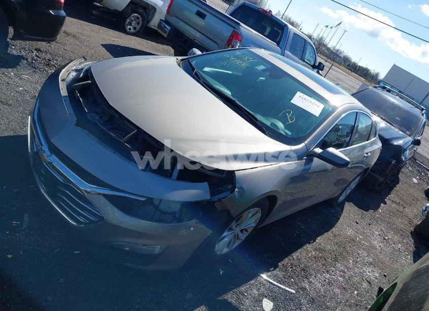Photo 2 of 2023 Chevrolet Malibu FWD 1LT (VIN 1G1ZD5ST3PF198542)