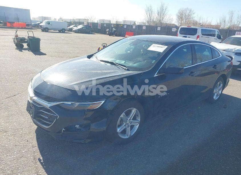 Photo 2 of 2023 Chevrolet Malibu FWD 1LT (VIN 1G1ZD5ST3PF203285)