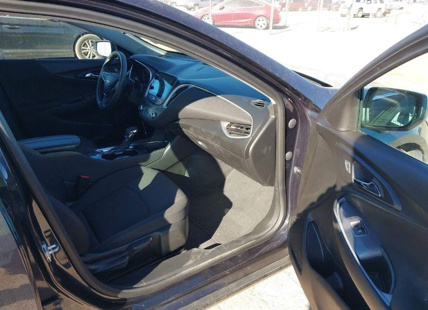 Photo 5 of 2023 Chevrolet Malibu FWD 1LT (VIN 1G1ZD5ST3PF214044)