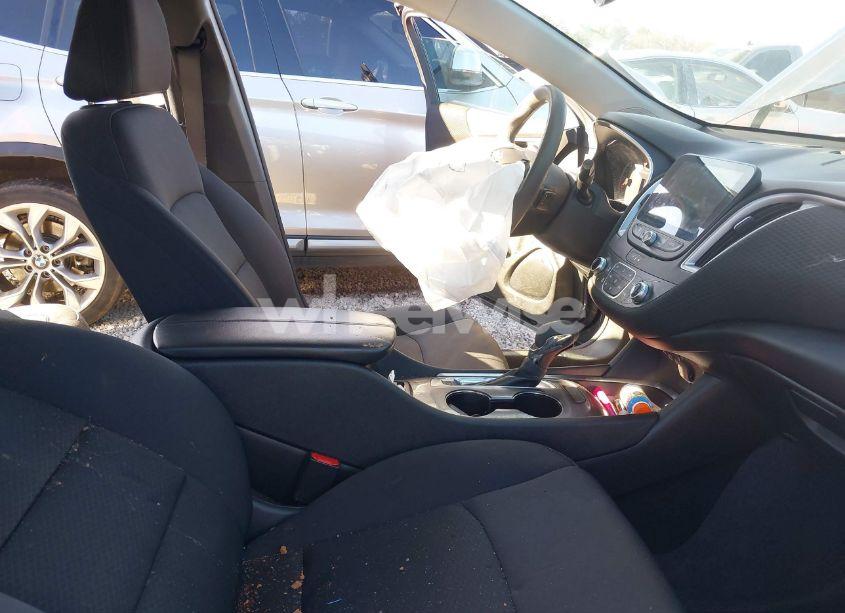Photo 5 of 2023 Chevrolet Malibu FWD 1LT (VIN 1G1ZD5ST3PF220412)