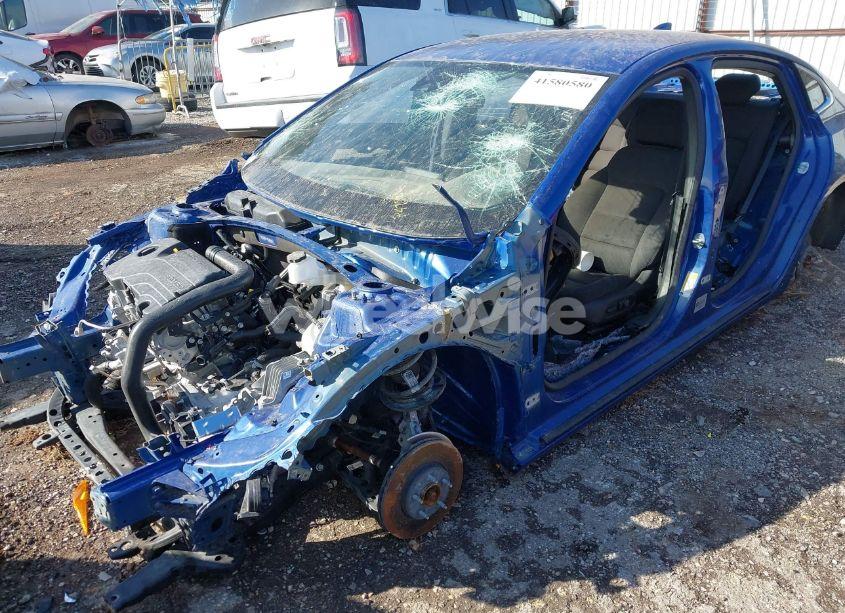 Photo 2 of 2023 Chevrolet Malibu FWD 1LT (VIN 1G1ZD5ST3PF228297)
