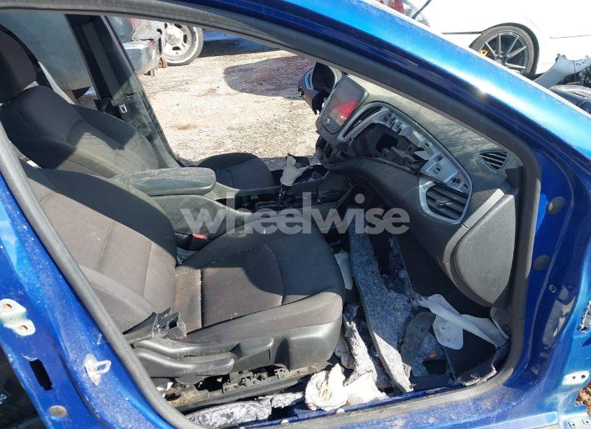 Photo 5 of 2023 Chevrolet Malibu FWD 1LT (VIN 1G1ZD5ST3PF228297)