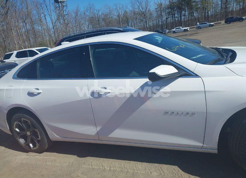 Photo 12 of 2023 Chevrolet Malibu FWD 1LT (VIN 1G1ZD5ST3PF234391)