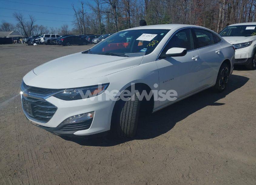 Photo 2 of 2023 Chevrolet Malibu FWD 1LT (VIN 1G1ZD5ST3PF234391)