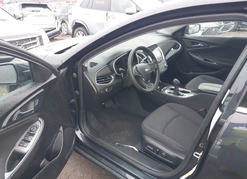 Photo 5 of 2023 Chevrolet Malibu FWD 1LT (VIN 1G1ZD5ST3PF238604)