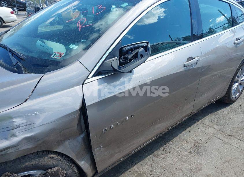 Photo 18 of 2023 Chevrolet Malibu FWD 1LT (VIN 1G1ZD5ST3PF242622)