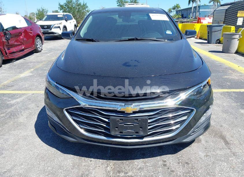 Photo 12 of 2024 Chevrolet Malibu FWD 1LT (VIN 1G1ZD5ST3RF104534)