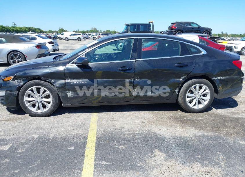 Photo 6 of 2024 Chevrolet Malibu FWD 1LT (VIN 1G1ZD5ST3RF104534)