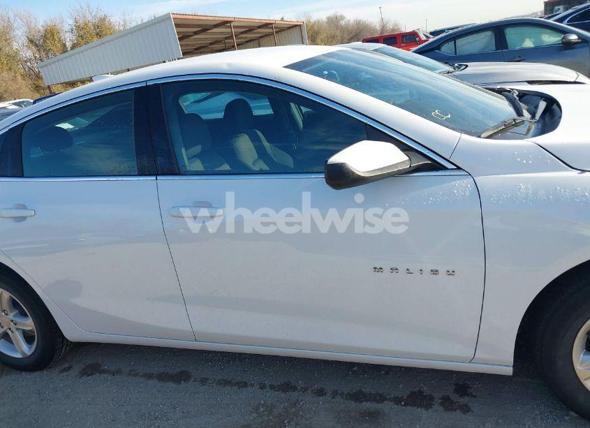 Photo 13 of 2024 Chevrolet Malibu FWD 1LT (VIN 1G1ZD5ST3RF122564)