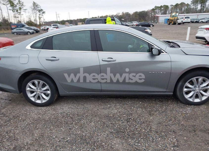 Photo 13 of 2024 Chevrolet Malibu FWD 1LT (VIN 1G1ZD5ST3RF123200)