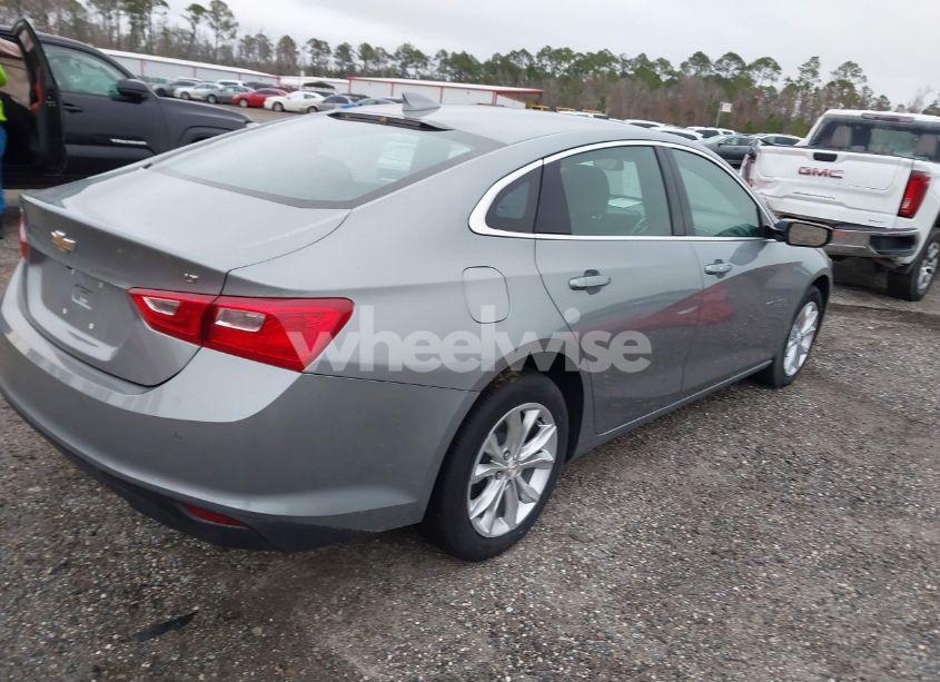 Photo 4 of 2024 Chevrolet Malibu FWD 1LT (VIN 1G1ZD5ST3RF123200)