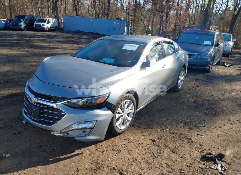 Photo 2 of 2024 Chevrolet Malibu FWD 1LT (VIN 1G1ZD5ST3RF130860)