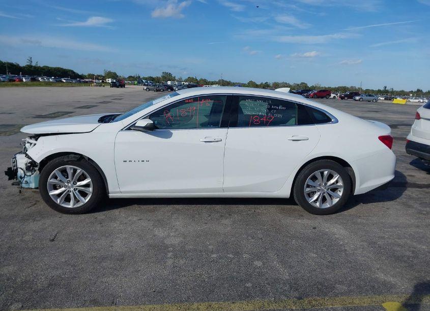 Photo 14 of 2024 Chevrolet Malibu FWD 1LT (VIN 1G1ZD5ST3RF131328)