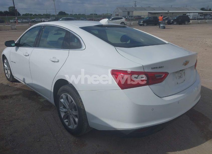Photo 3 of 2024 Chevrolet Malibu FWD 1LT (VIN 1G1ZD5ST3RF131894)