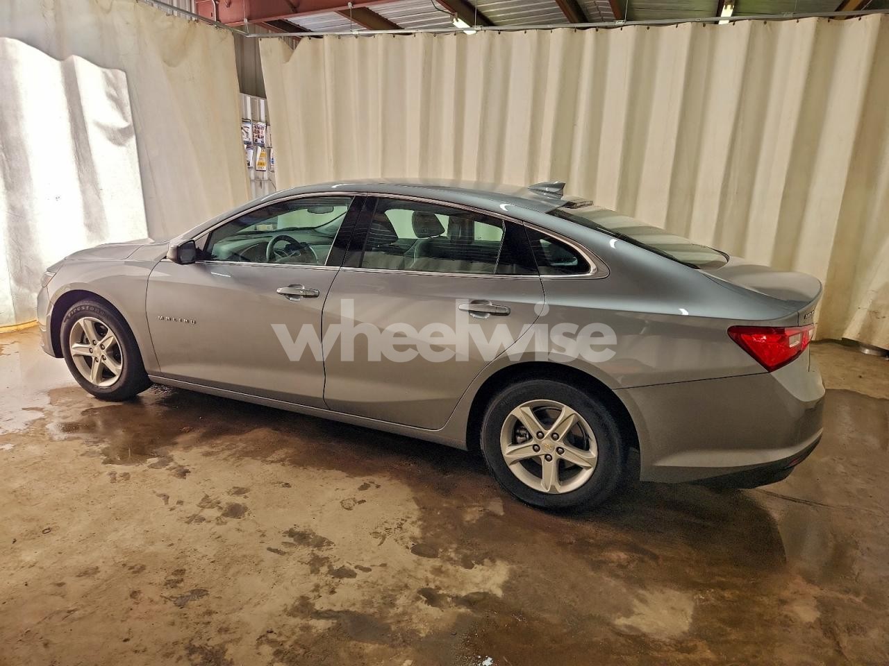 Photo 2 of 2024 CHEVROLET MALIBU LT (VIN 1G1ZD5ST3RF146556)