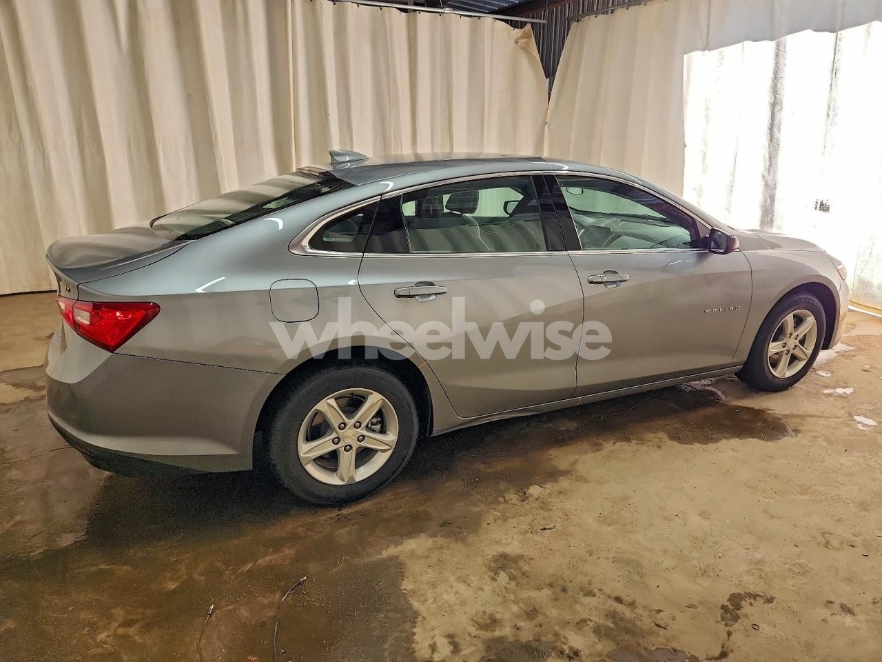 Photo 3 of 2024 CHEVROLET MALIBU LT (VIN 1G1ZD5ST3RF146556)