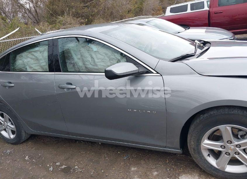 Photo 13 of 2024 Chevrolet Malibu FWD 1LT (VIN 1G1ZD5ST3RF149327)