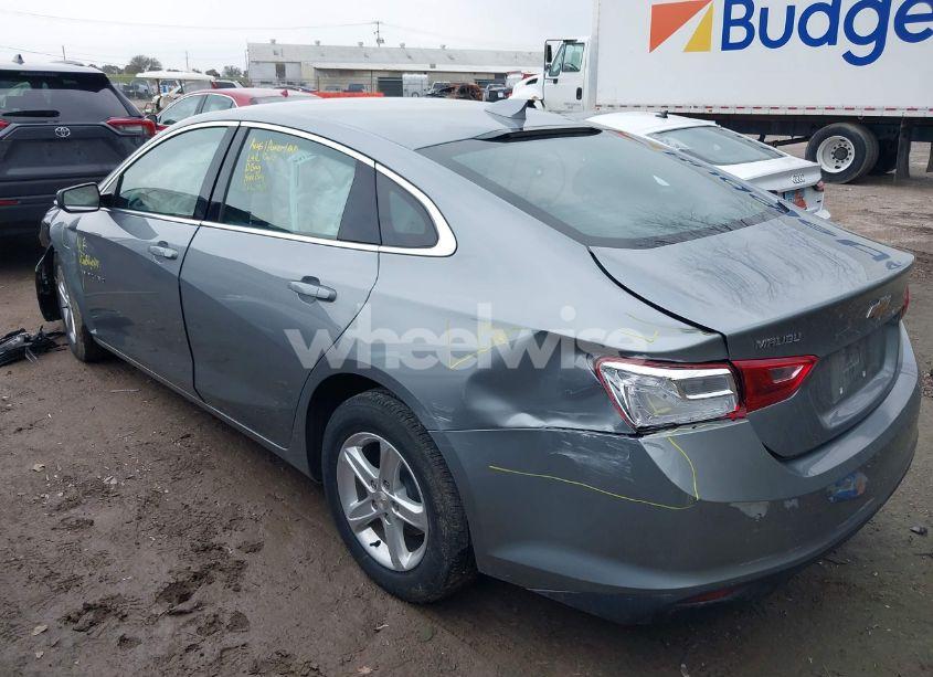 Photo 3 of 2024 Chevrolet Malibu FWD 1LT (VIN 1G1ZD5ST3RF149327)