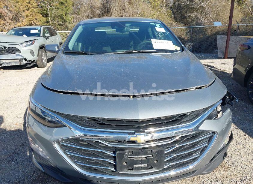 Photo 12 of 2024 Chevrolet Malibu FWD 1LT (VIN 1G1ZD5ST3RF167388)