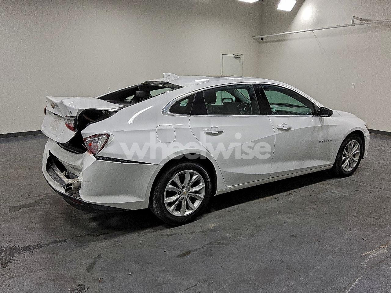 Photo 3 of 2024 CHEVROLET MALIBU LT (VIN 1G1ZD5ST3RF177497)