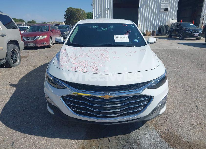 Photo 12 of 2025 Chevrolet Malibu FWD 1LT (VIN 1G1ZD5ST3SF114289)