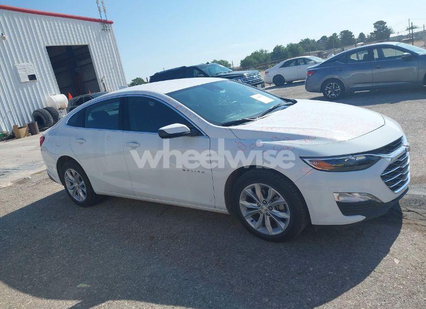Photo 13 of 2025 Chevrolet Malibu FWD 1LT (VIN 1G1ZD5ST3SF114289)