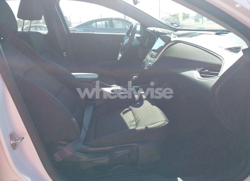 Photo 5 of 2025 Chevrolet Malibu FWD 1LT (VIN 1G1ZD5ST3SF114289)