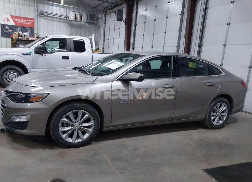 Photo 15 of 2025 Chevrolet Malibu FWD 1LT (VIN 1G1ZD5ST3SF118942)
