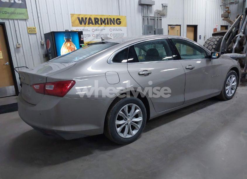 Photo 4 of 2025 Chevrolet Malibu FWD 1LT (VIN 1G1ZD5ST3SF118942)
