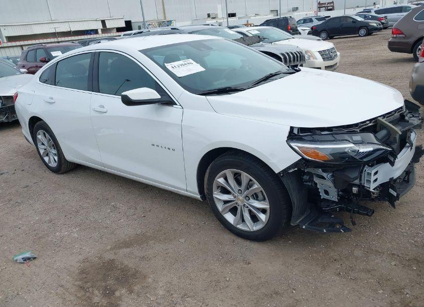 2025 Chevrolet Malibu FWD 1LT (VIN 1G1ZD5ST3SF122571) main photo