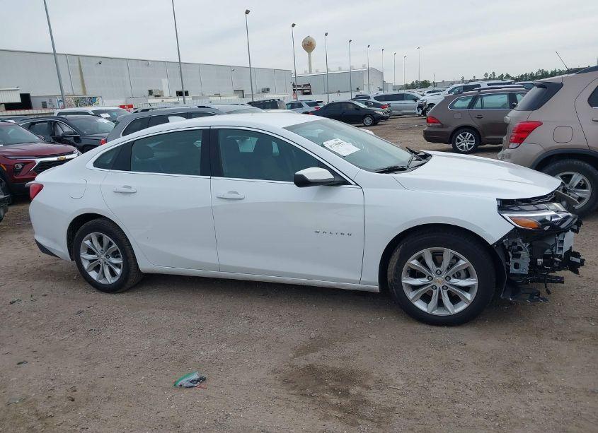 Photo 14 of 2025 Chevrolet Malibu FWD 1LT (VIN 1G1ZD5ST3SF122571)