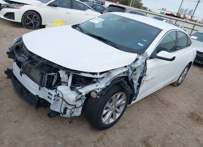 Photo 2 of 2025 Chevrolet Malibu FWD 1LT (VIN 1G1ZD5ST3SF122571)