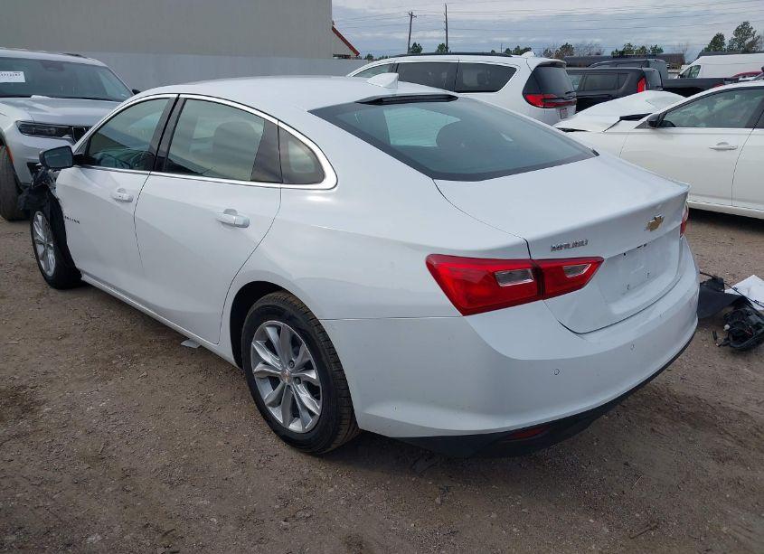 Photo 3 of 2025 Chevrolet Malibu FWD 1LT (VIN 1G1ZD5ST3SF122571)