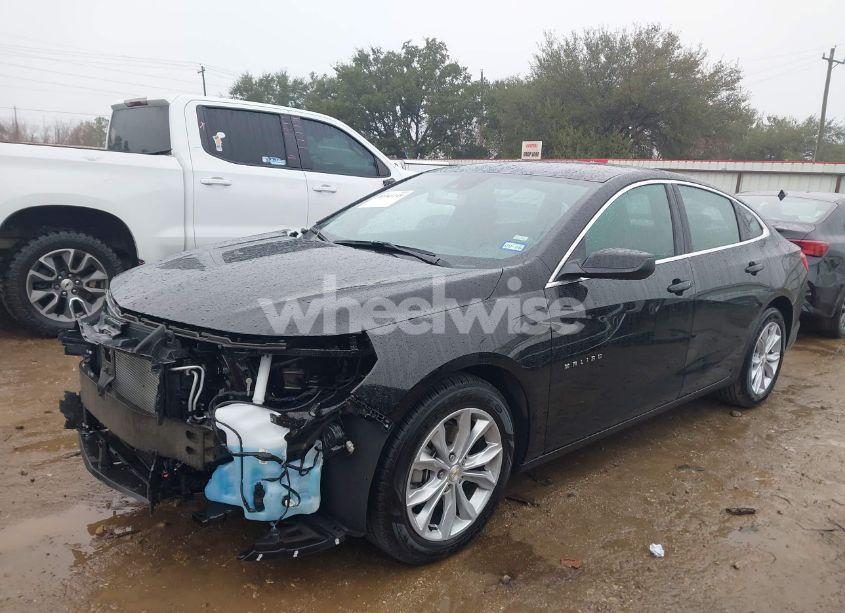 Photo 2 of 2025 Chevrolet Malibu FWD 1LT (VIN 1G1ZD5ST3SF125082)