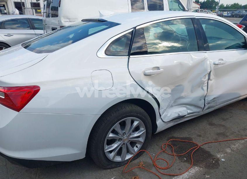 Photo 6 of 2025 Chevrolet Malibu FWD 1LT (VIN 1G1ZD5ST3SF133117)