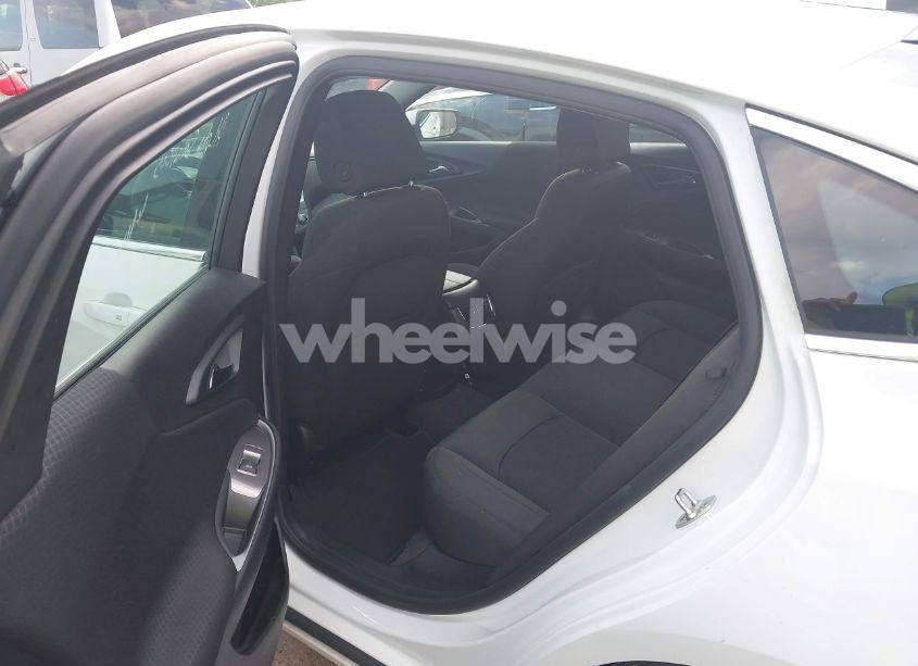 Photo 8 of 2025 Chevrolet Malibu FWD 1LT (VIN 1G1ZD5ST3SF133117)