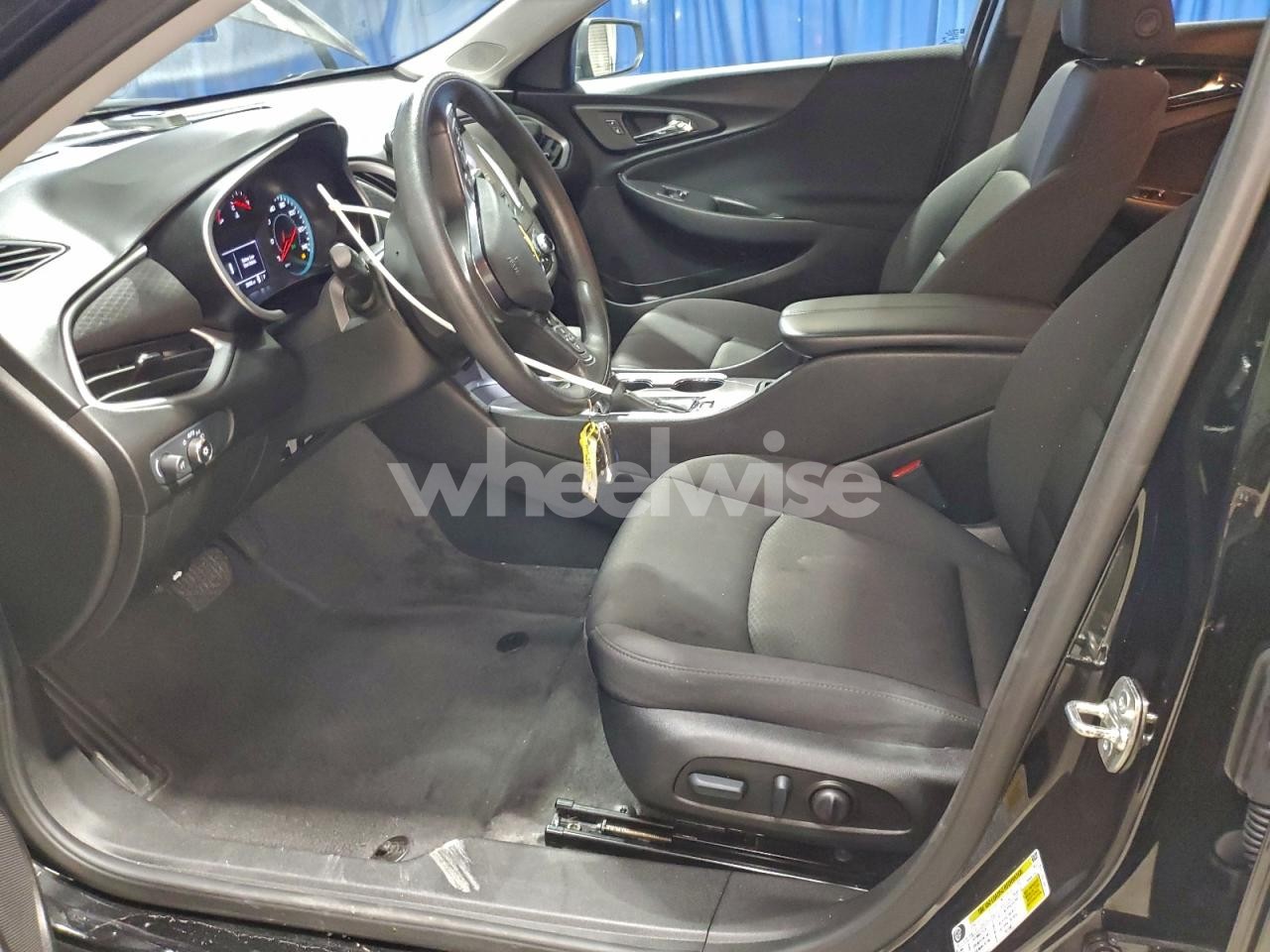 Photo 7 of 2025 CHEVROLET MALIBU LT (VIN 1G1ZD5ST3SF148474)