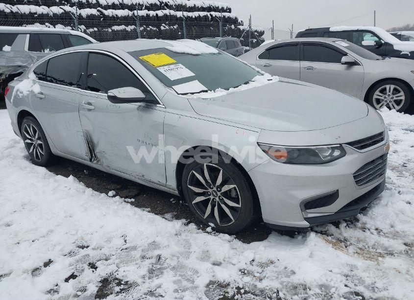 2018 Chevrolet Malibu LT (VIN 1G1ZD5ST4JF105518) main photo
