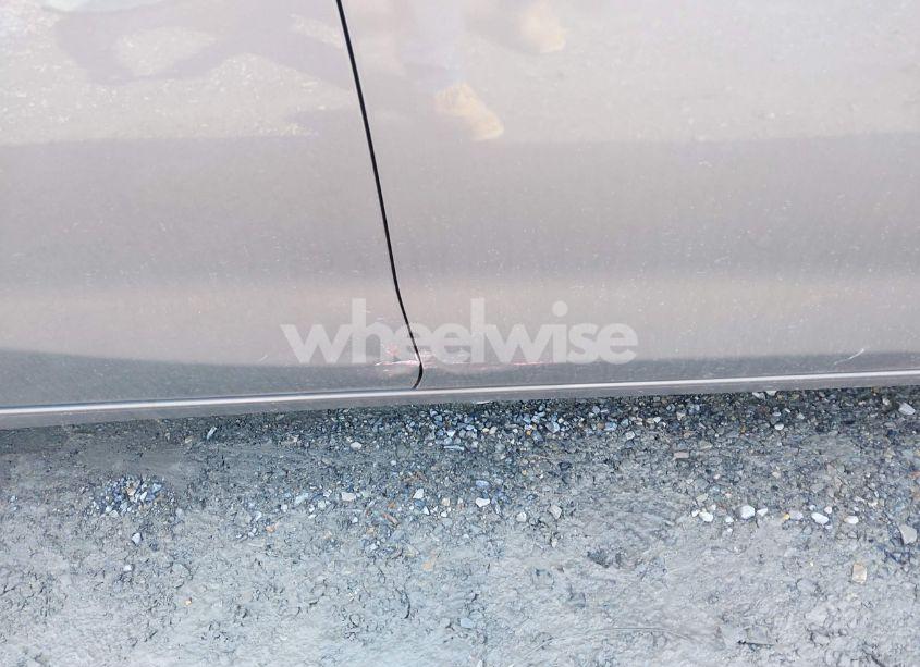 Photo 18 of 2018 Chevrolet Malibu LT (VIN 1G1ZD5ST4JF114803)