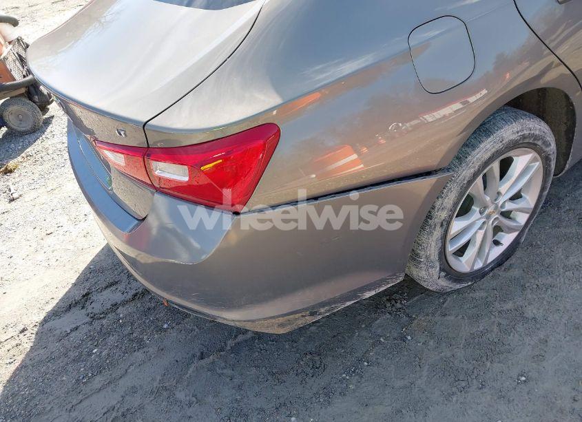 Photo 6 of 2018 Chevrolet Malibu LT (VIN 1G1ZD5ST4JF114803)