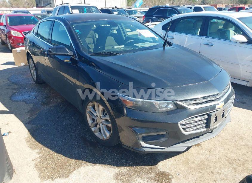 2018 Chevrolet Malibu LT (VIN 1G1ZD5ST4JF122173) main photo
