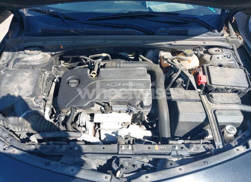 Photo 10 of 2018 Chevrolet Malibu LT (VIN 1G1ZD5ST4JF122173)