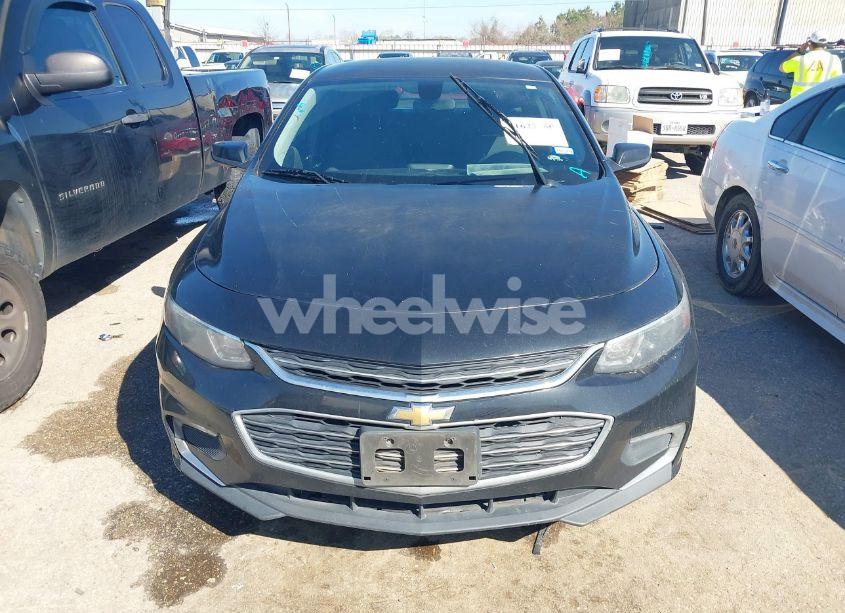 Photo 12 of 2018 Chevrolet Malibu LT (VIN 1G1ZD5ST4JF122173)